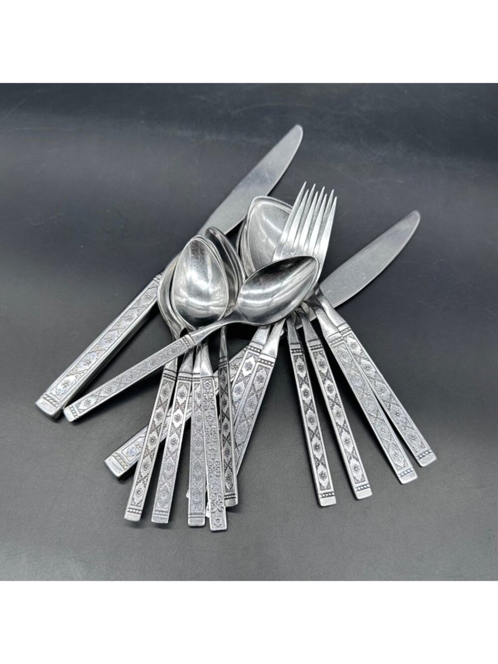 Vintage Flatware Set Lisbon Oneida Stainless Steel 14 Pieces Floral 1990s